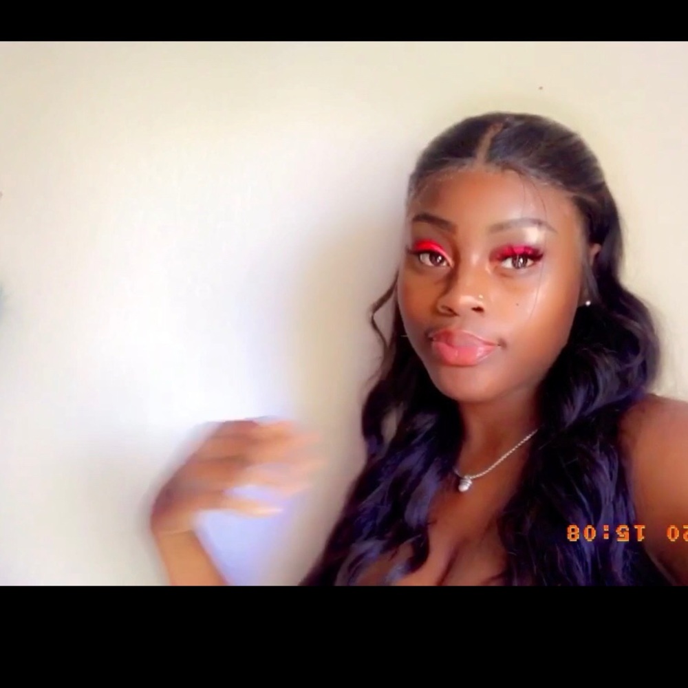 Meet your Posher, Lashae